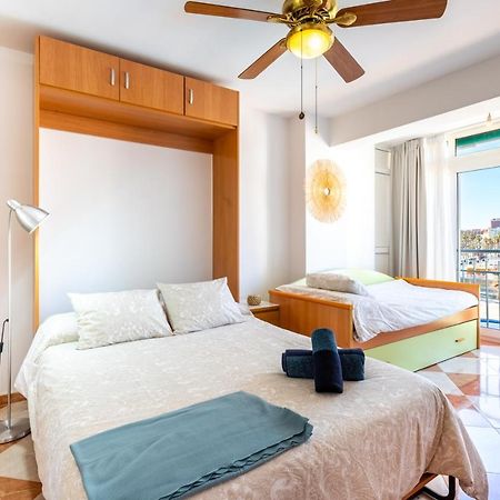 Sunny Seaside Apartment アロヨ・デ・ラ・ミエル エクステリア 写真