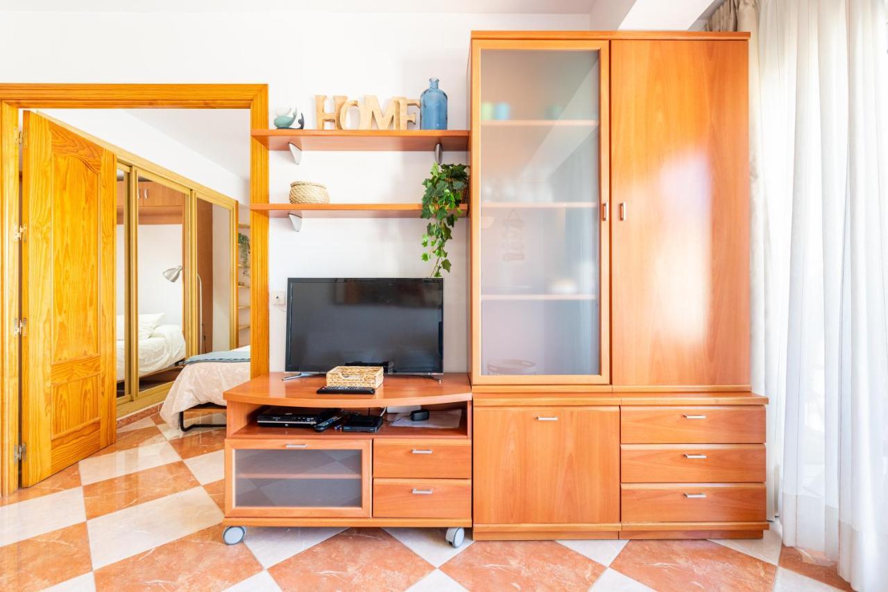 Sunny Seaside Apartment アロヨ・デ・ラ・ミエル エクステリア 写真