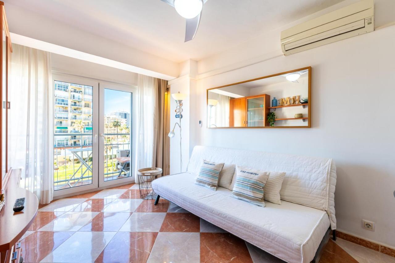 Sunny Seaside Apartment アロヨ・デ・ラ・ミエル エクステリア 写真