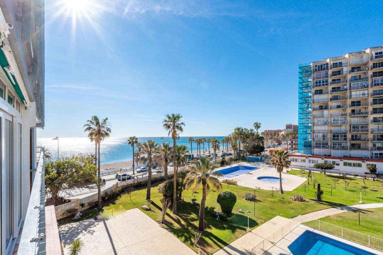 Sunny Seaside Apartment アロヨ・デ・ラ・ミエル エクステリア 写真